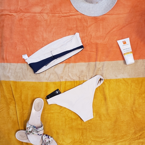 Tavik Bandeau Navy and Cream Bikini Large Moderate Coverage Made in the USA - Picture 2 of 2